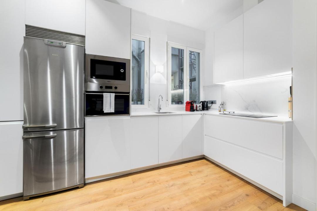 2 Bedrooms 1 Bathroom Furnished - Centro - Equipped & Stylish - Minty Stay 马德里 外观 照片